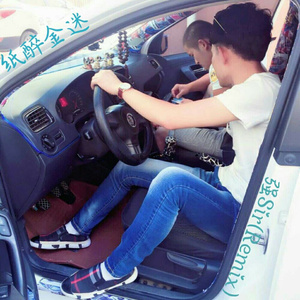 快拨出我是你母亲的歌曲播放电影
